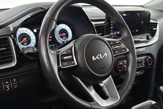 Kia Ceed Sportswagon (2024) thumbnail 12