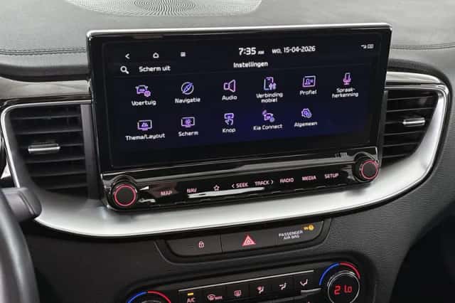 Kia Ceed Sportswagon (2024) thumbnail 13