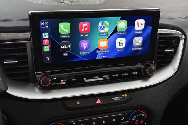 Kia Ceed Sportswagon (2024) thumbnail 17