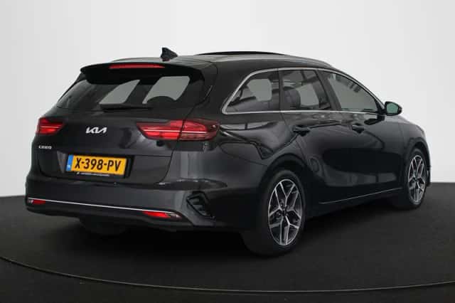 Kia Ceed Sportswagon (2024) thumbnail 3