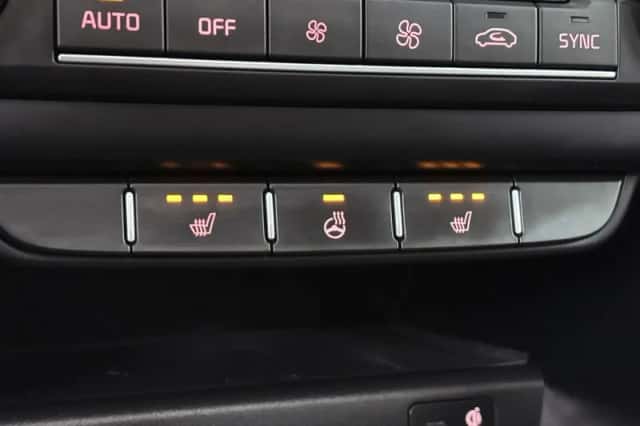 Kia Ceed Sportswagon (2024) thumbnail 25