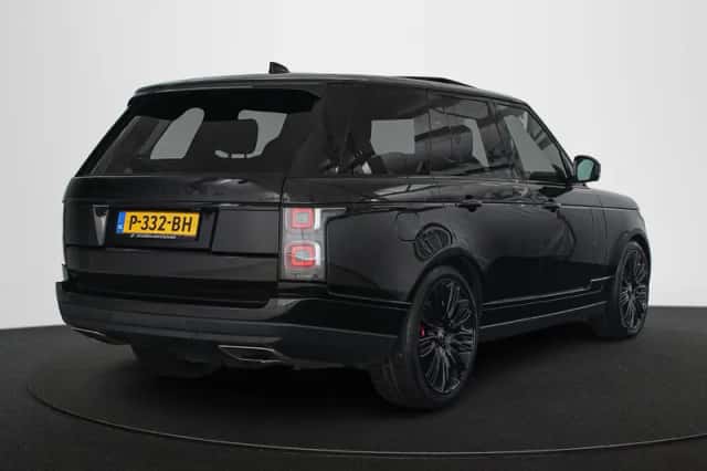 Land Rover Range Rover (2021) thumbnail 3