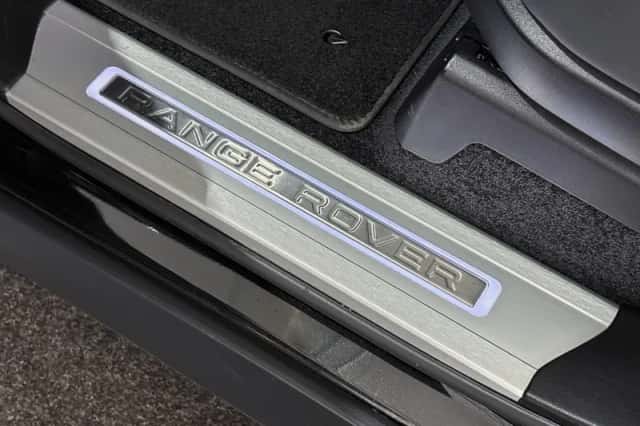 Land Rover Range Rover (2021) thumbnail 28