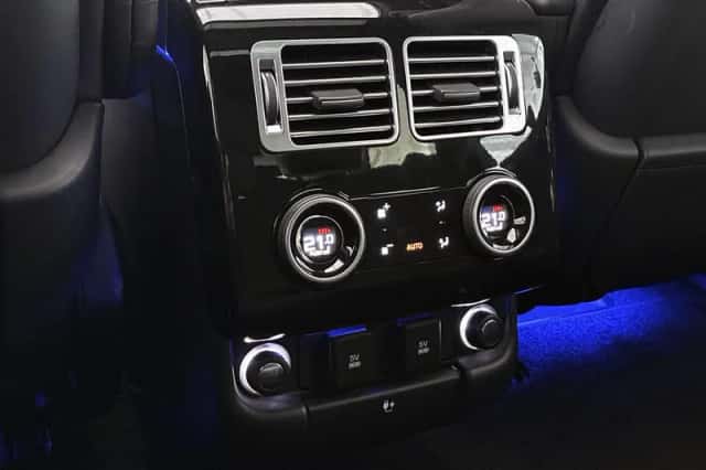 Land Rover Range Rover (2021) thumbnail 39