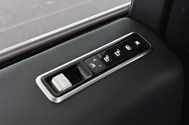 Land Rover Range Rover (2021) thumbnail 52