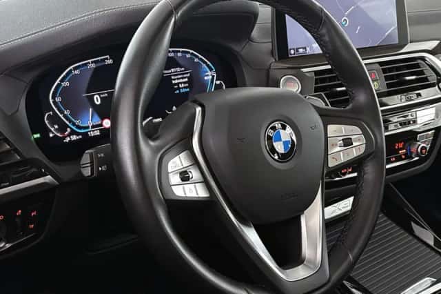 BMW X3 (2021) thumbnail 12