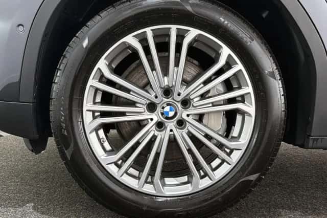 BMW X3 (2021) thumbnail 23