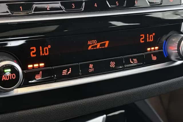 BMW X3 (2021) thumbnail 24