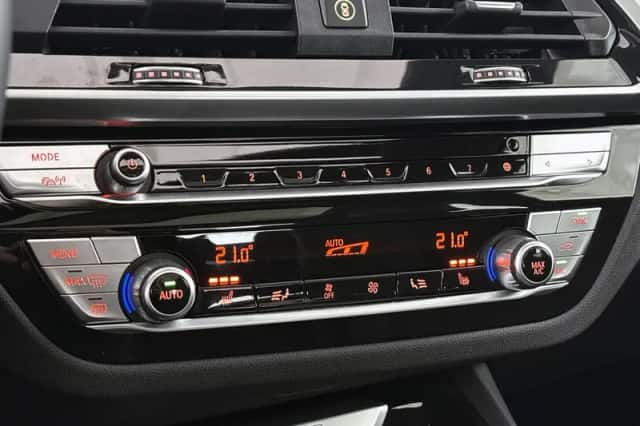BMW X3 (2021) thumbnail 25