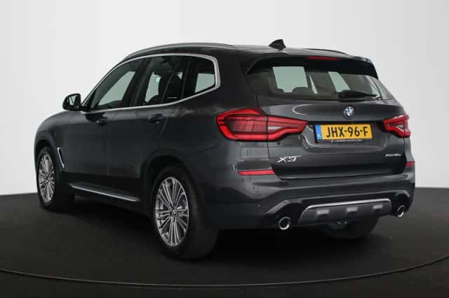 BMW X3 (2021) thumbnail 4