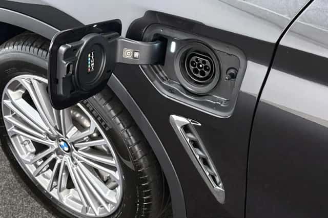 BMW X3 (2021) thumbnail 33