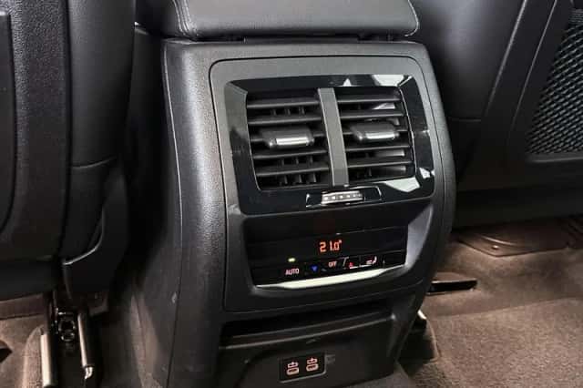 BMW X3 (2021) thumbnail 37