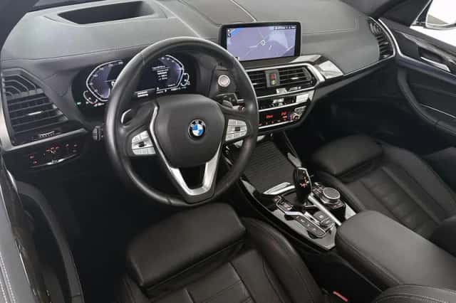 BMW X3 (2021) thumbnail 5