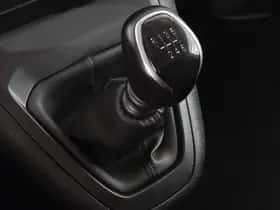Opel Vivaro (2024) thumbnail 25