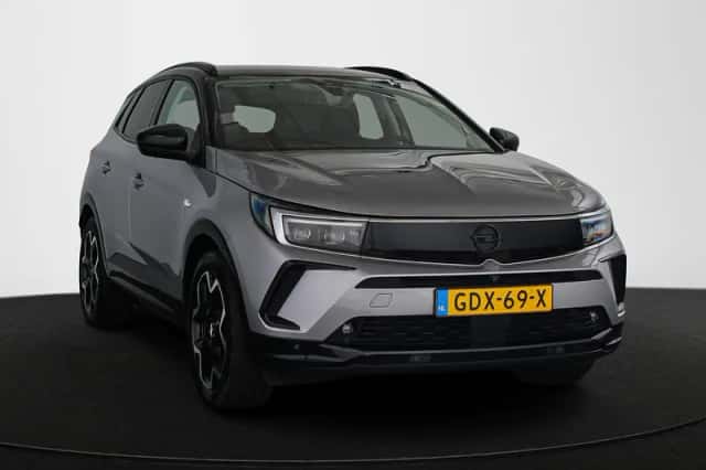 Opel Grandland (2024) thumbnail 2