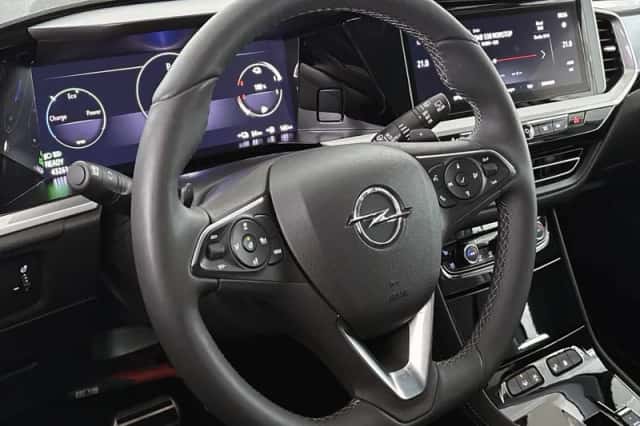 Opel Grandland (2024) thumbnail 12