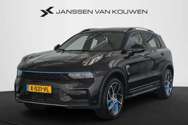 Lynk & Co 01 (2024) thumbnail 1