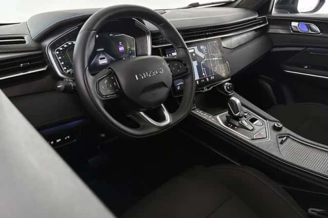 Lynk & Co 01 (2024) thumbnail 5