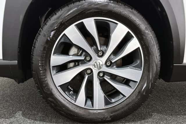 Suzuki S-Cross (2022) thumbnail 22