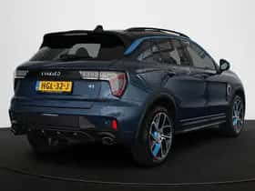 Lynk & Co 01 (2025) thumbnail 3