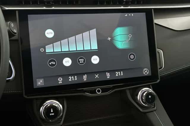 Lynk & Co 01 (2025) thumbnail 27
