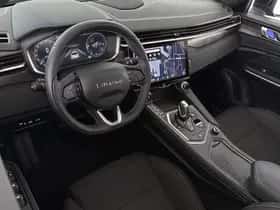 Lynk & Co 01 (2025) thumbnail 5