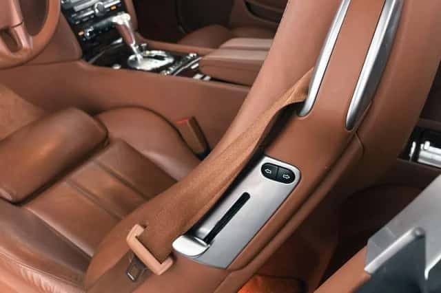Bentley Continental GT (2009) thumbnail 38