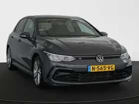 Volkswagen Golf (2021) thumbnail 2