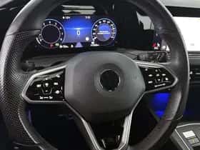 Volkswagen Golf (2021) thumbnail 11