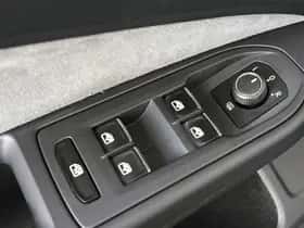 Volkswagen Golf (2021) thumbnail 27