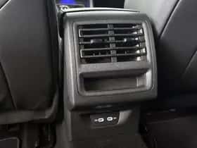Volkswagen Golf (2021) thumbnail 30