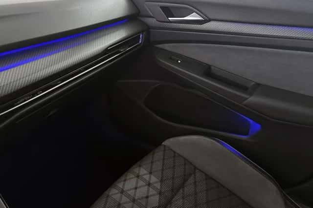 Volkswagen Golf (2021) thumbnail 31