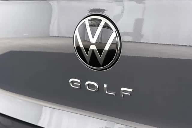 Volkswagen Golf (2021) thumbnail 40