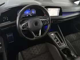 Volkswagen Golf (2021) thumbnail 5