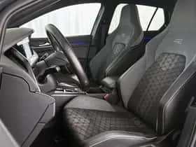 Volkswagen Golf (2021) thumbnail 6
