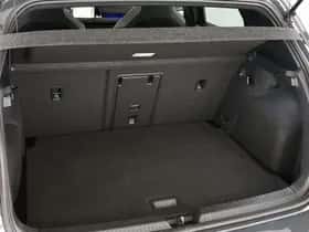 Volkswagen Golf (2021) thumbnail 9