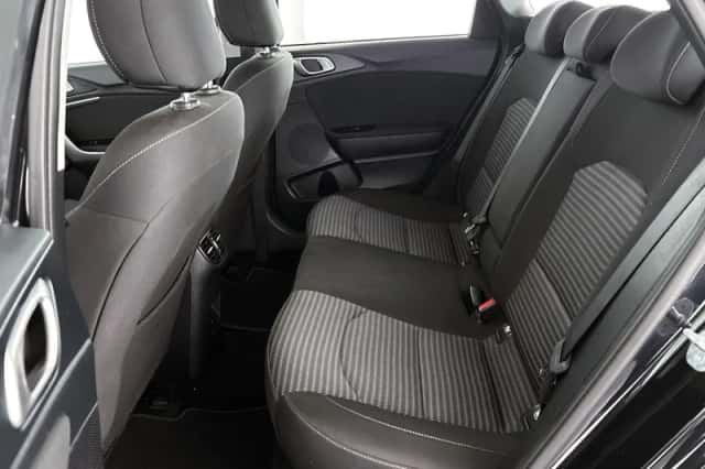 Kia Ceed Sportswagon (2023) thumbnail 8