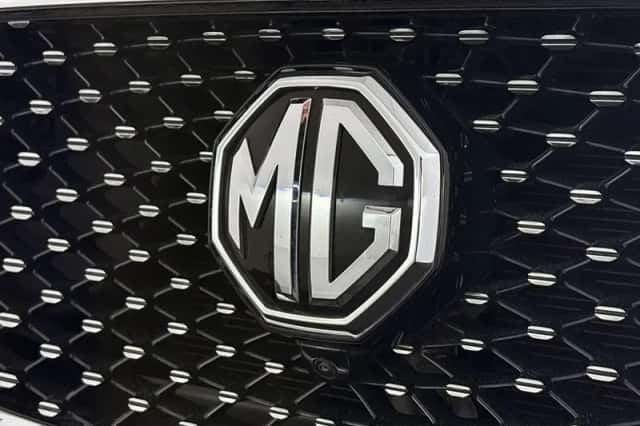 MG MG HS (2022) thumbnail 42