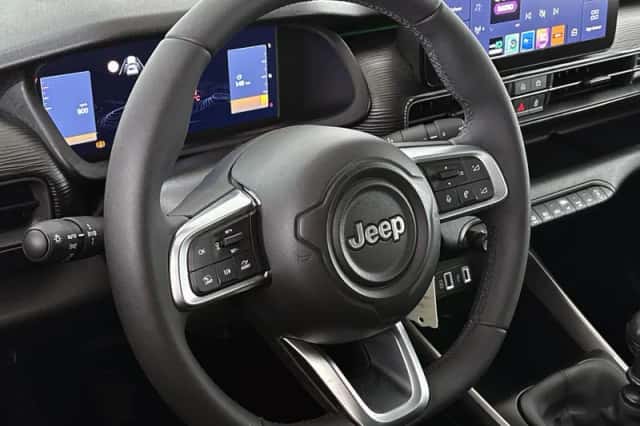 Jeep Avenger (2025) thumbnail 11