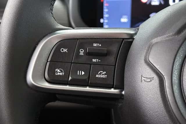 Jeep Avenger (2025) thumbnail 26