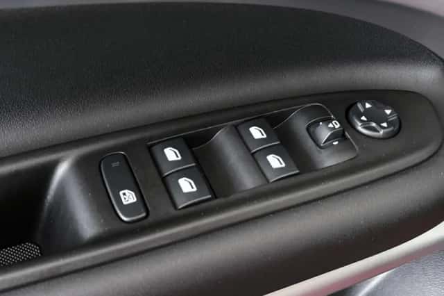 Jeep Avenger (2025) thumbnail 27