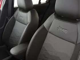 Jeep Avenger (2025) thumbnail 31