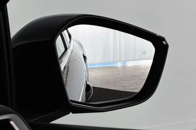 Citroën ë-C4 (2022) thumbnail 25
