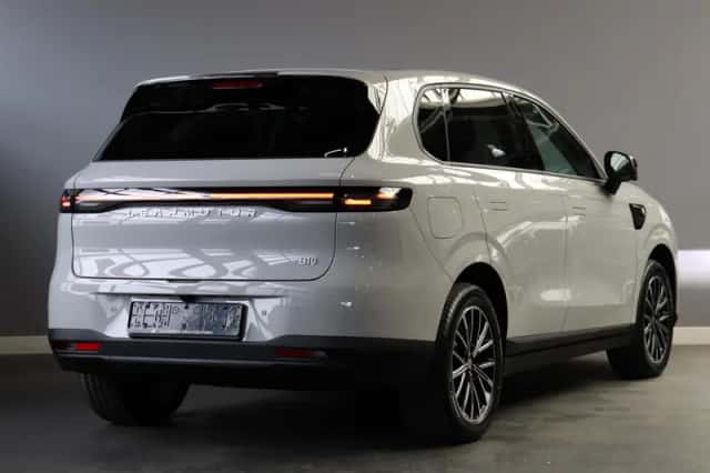 Leapmotor B10 (2026) thumbnail 5