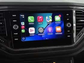 Volkswagen T-Roc (2018) thumbnail 16