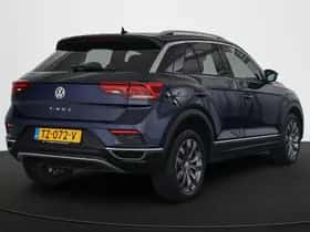 Volkswagen T-Roc (2018) thumbnail 3