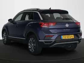 Volkswagen T-Roc (2018) thumbnail 4