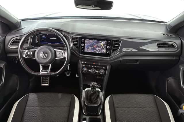 Volkswagen T-Roc (2018) thumbnail 7