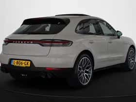 Porsche Macan (2020) thumbnail 3