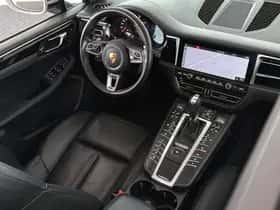Porsche Macan (2020) thumbnail 42